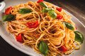 italyanskaya-pasta-s-pomidorami-i-bazilikom-3113551380.jpg