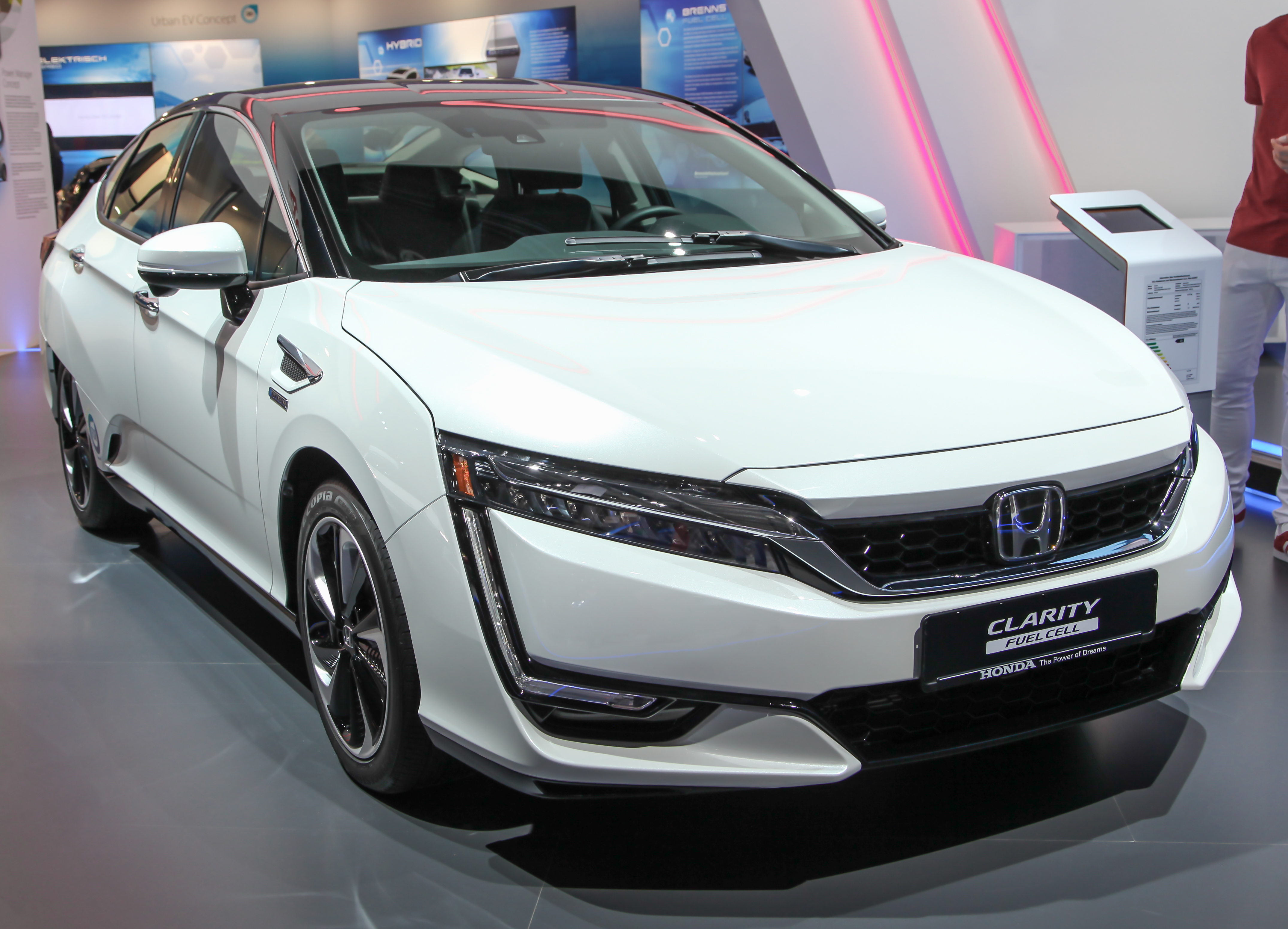 Honda_Clarity_Fuel_Cell_IMG_0301.jpg