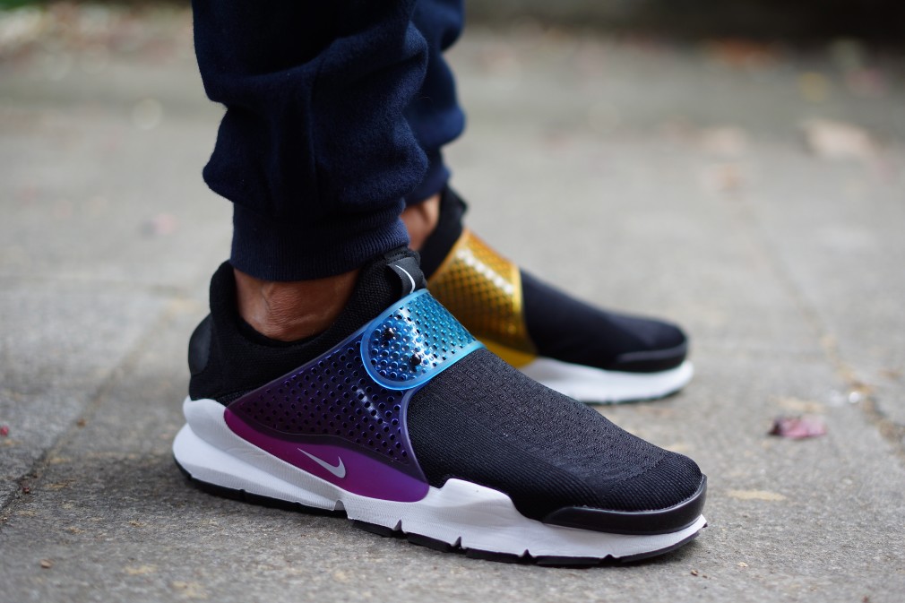 nike-sock-dart-be-true-on-feet.jpg